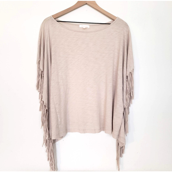 Mavonie Beige SIZE S Fringe Short Sleeve Boho Batwing Poncho Top Cowgirl Western - Picture 10 of 10